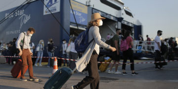 (Φωτ.: ΑΠΕ-ΜΠΕ / Κώστας Τσιρώνης)