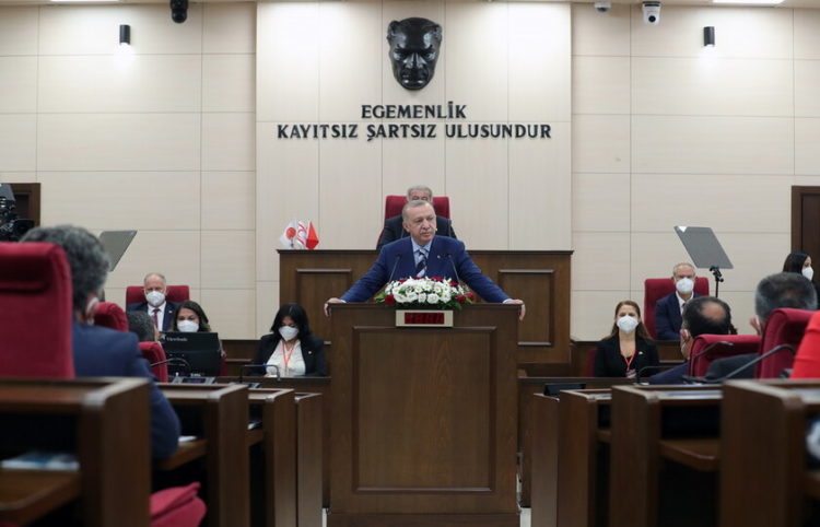 (Φωτ.: EPA/ Turkish President Press Office Handout)