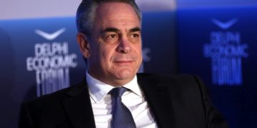 Φωτογραφία αρχείου που εικονίζει τον  πρόεδρο του Εμπορικού και Βιομηχανικού Επιμελητηρίου Αθηνών, Κωνσταντίνο Μίχαλο, στο Οικονομικό Φόρουμ Δελφών στο Ευρωπαϊκό Πολιτιστικό Κέντρο Δελφών (φωτ.: ΑΠΕ-ΜΠΕ/ Ορέστης Παναγιώτου)