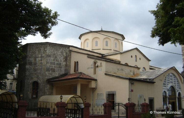 Η Παναγία Χρυσοκέφαλος, σήμερα Ortahisar-Fatih Buyuk Camii (φωτ.: Θ. Κιζιρίδου)