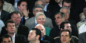 Μαρία Καρρά και Γιώργος Τράγκας στο γήπεδο του μπάσκετ πολλά χρόνια πριν (φωτ.: Eurokinissi/Action Images/Στάμος Σιαφάκας)