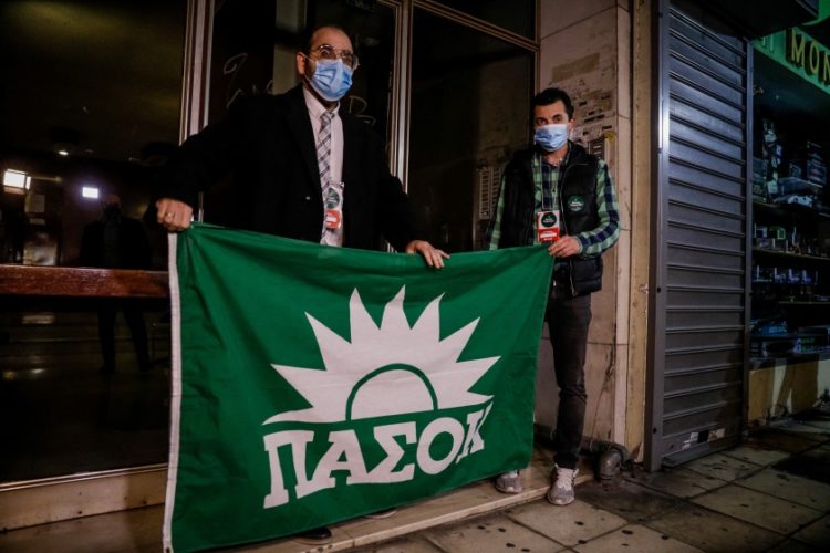 Εσωκομματικές εκλογές Κίνημα Αλλαγής Α' Γύρος - Γραφεία Χαριλάου Τρικούπη (φωτ.: EUROKINISSI / Γιώργος Κονταρίνης)