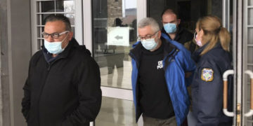 Κατά τη χθεσινή εξοδό του από τα δικαστήρια (φωτ.: Eurokinissi)