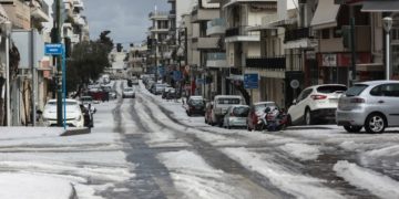 Χιονόπτωση στο Ηράκλειο Κρήτης (φωτ.: EUROKINISSI/ Στέφανος Ραπάνης)