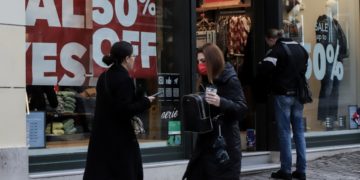 Εικόνα από την οδό Ερμού, στο κέντρο της Αθήνας (φωτ. αρχείου: EUROKINISSI / Αργυρώ Αναστασίου)