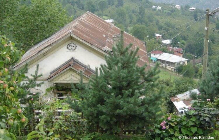 Παλιό ελληνικό σπίτι στη Λιβερά (φωτ.: Θωμαις Κιζιρίδου)