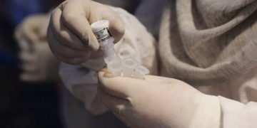 (Φωτ.: EPA/ Farooq Khan)