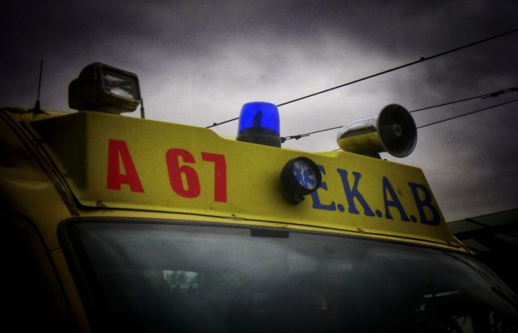 Λεπτομέρεια από όχημα του ΕΚΑΒ (φωτ. αρχείου: EUROKINISSI / Γιώργος Κονταρίνης)