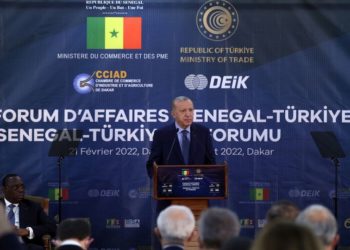 O Ρετζέπ Ταγίπ Ερντογάν κατά τη διάρκεια της περιοδείας του στην Αφρική (φωτ.: 
EPA)