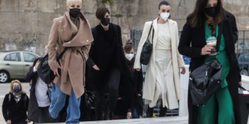 Παρούσες στο δικαστήριο οι ηθοποιοί που έχουν καταγγείλει τον Πέτρο Φιλιππίδη 
(φωτ.: EUROKINISSI/Γιάννης Παναγόπουλος)