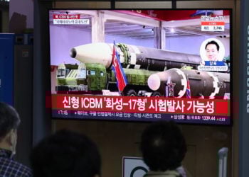 (Φωτ.: EPA/ Yonhap South Korea Out)
