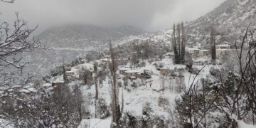 Χιονισμένο τοπίο στο ορεινό χωριό Κεφαλόβρυσο Αργολίδας (φωτ.: ΑΠΕ-ΜΠΕ/Ευάγγελος Μπουγιώτης)