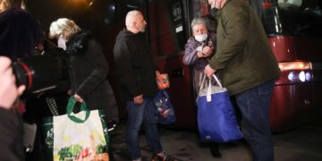 Άφιξη Ουκρανούν προσφύγων στην Αθήνα (φωτ.: EUROKINISSI / Γιάννης Παναγόπουλος)