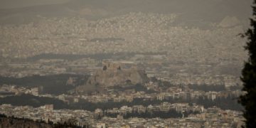 Αφρικανική σκόνη στην Αθήνα (φωτ. αρχείου: EUROKINISSI/ Γιάννης Παναγόπουλος)