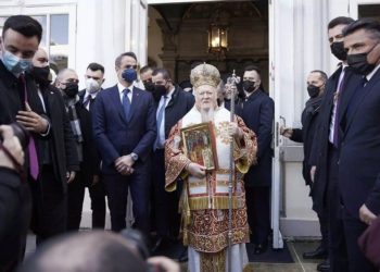 Εικόνα από τη σημερινή Θεία Λειτουργία γι ατον εορτασμό της Κυριακής της Ορθοδοξίας, στο Φανάρι (πηγή: Οικουμενικό Πατριαρχείο/ Νίκος Παπαχρήστου)