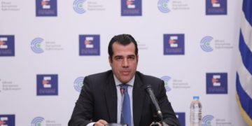 Ενημέρωση από τον υπουργό Υγείας Θάνο Πλεύρη (Φωτ. αρχείου: Γιώργος Βιτσαράς/ΑΠΕ-ΜΠΕ)