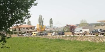 Το σημείο της δολοφονικής επίθεσης στα Δερβενοχώρια Βοιωτίας (φωτ.: tvstar.gr)