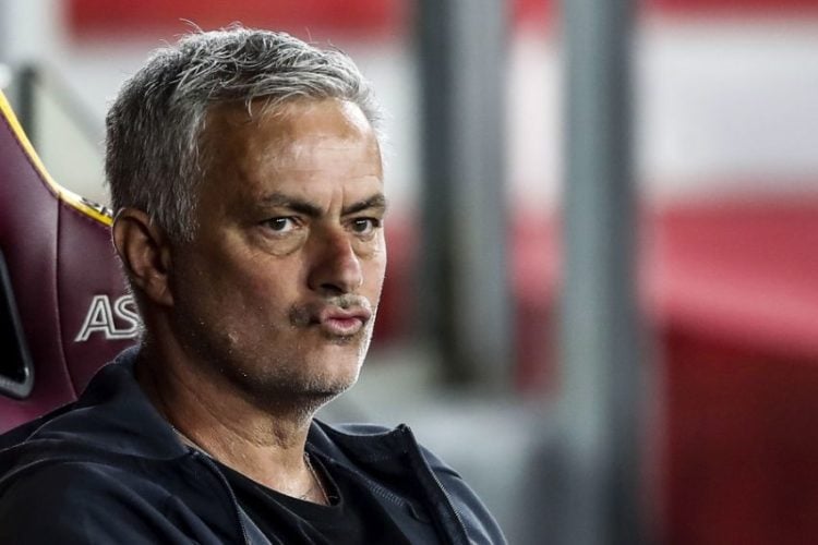 Ο προπονητής της Ρόμα Jose Mourinho  (Φωτ.:  EPA/ANGELO CARCONI)