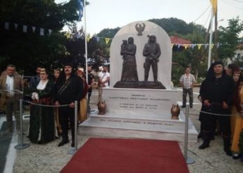 Εικόνα από το Μνημείο για τη Γενοκτονία των Ποντίων στη Διποταμία Καστοριάς (φωτ.: Facebook/Διποταμία Καστοριάς)