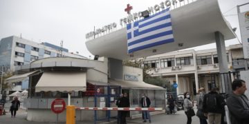 Η είσοδος του «Ιπποκράτειου» Nοσοκομείου Θεσσαλονίκης (φωτ. αρχείου: ΑΠΕ-ΜΠΕ/Δημήτρης Τοσίδης)