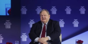 Ο Ευάγγελος Βενιζέλος στο 7ο Οικονομικό  Φόρουμ των Δελφών, τον περασμένο Απρίλιο  
(φωτ.: Βασίλης Ρεμπάπης/EUROKINISSI)