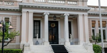 Εξωτερική άποψη του Μέγαρου Μαξίμου (φωτ.: Γιώργος Κονταρίνης/ EUROKINISSI)