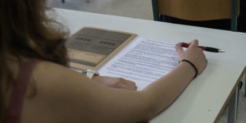 Πανελλαδικές 2022, Στιγμιότυπο από το 3ο Γενικό Λύκειο Αμαρουσίου, Παρασκευή 3 Ιουνίου 2022 (Φωτ.: Μιχάλης Καραγιάννης/Eurokinissi)