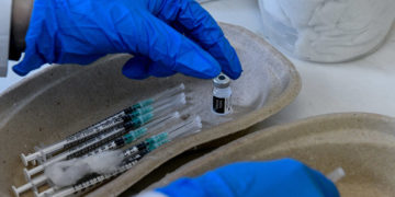 Στιγμιότυπo από το Κέντρο Υγείας στην Λ. Αλεξάνδρας (φωτ. αρχείου: EUROKINISSI / Τατιάνα Μπόλαρη)