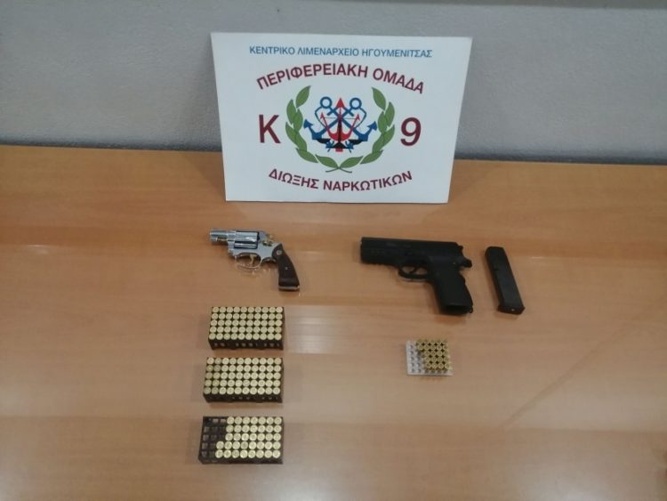 (Φωτ.: Κεντρικό Λιμεναρχείο Ηγουμενίτσας/Περιφερειακή Ομάδα Δίωξης Ναρκωτικών)