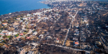 Το Μάτι σχεδόν έναν μήνα μετά τη φονική πυρκαγιά, το 2018 (φωτ.: EUROKINISSI)