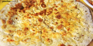 Με τα φύλλα περέκ φτιάχνονται οι ποντιακές πίτες (φωτ.: Φίλιππος Φασούλας)