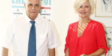 Γιώργος Τράγκας και Μαρία Καρρά στα εγκαίνια των γραφείων του κινήματος Ελεύθεροι Άνθρωποι (φωτ.: Facebook / Giorgos Tragas)