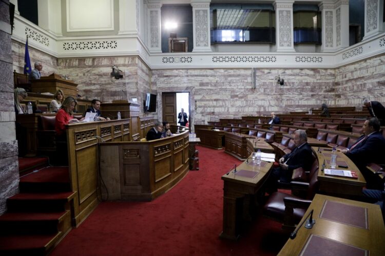 Συνεδρίαση Επιτροπής Θεσμών και Διαφάνειας της Βουλής (Φωτ.αρχείου: Γιάννης Παναγόπουλος/Eurokinissi)