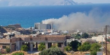 Κρήτη: Φωτιά σε ξενοδοχειακή μονάδα στο Κοκκίνη Χάνι του Ηρακλείου (Πηγή φωτ.: cretalive.gr)