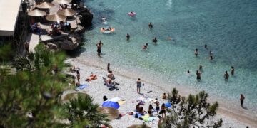 Παραλία Αρβανιτιά στο Ναύπλιο (Φωτ. αρχείου: EUROKINISSI / Βασίλης Παπαδόπουλος)