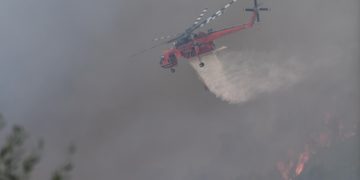 Πυρκαγιά στη Βάλμη Ηλείας (Φωτ.: ilialive.gr/Eurokinissi/Γιάννης Σπυρούνης)