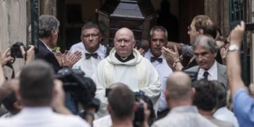 Κηδεία του Ρόμπερτ Ουίλιαμς (Φωτ.: Eurokinissi/Σωτήρης Δημητρόπουλος)