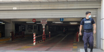 Η είσοδος του πάρκινγκ στο Εφετείο Αθηνών (φωτ.: EUROKINISSI / Γιάννης Παναγόπουλος)