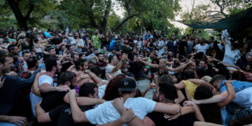 Στιγμιότυπο από πανηγύρι στη Λαγκαδά Ικαρίας, στις 15 Αυγούστου 2018 (φωτ. αρχείου: EUROKINISSI / Βασίλης Ρεμπάπης)