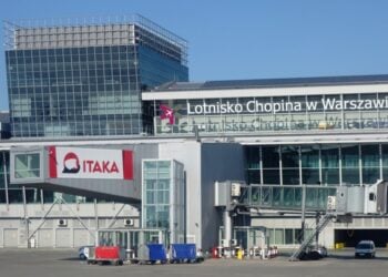 (Φωτ.:  Warsaw International Airport)