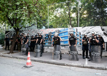 MAT στην πλατεία Εξαρχείων (φωτ.: EUROKINISSI / Τατιάνα Μπόλαρη)