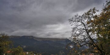 Φθινοπωρινός καιρός (φωτ. αρχείου: EUROKINISSI /Θανάσης Καλλιάρας)