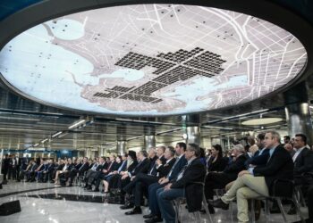 Εικόνα από την τελετή των εγκαινίων των τριών νέων σταθμών του μετρό στον Πειραιά
(φωτ.: Μιχάλης Καραγιάννης/EUROKINISSI)