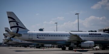 Αεροσκάφος της Aegean στο αεροδρόμιο «Ελ. Βενιζέλος». (Φωτ. αρχείου: Eurokinissi/Τατιάνα Μπόλαρη)