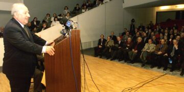 Εκδήλωση στο ΑΠΘ προς τιμήν του Βασίλη Παπαζάχου (Φωτ. αρχείου: Eurokinissi/Γιώργος Κωνσταντινίδης)