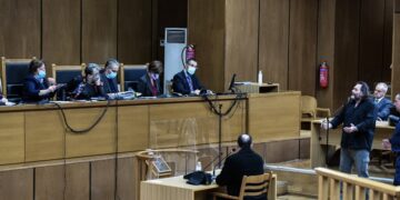 Ο Γιάννης Λαγός στη δίκη της Χρυσής Αυγής που διεξάγεται σε δεύτερο βαθμό στο Εφετείο 
 Δευτέρα 14 Νοεμβρίου 2022. (Φωτ.: Eurokinissi/Τατιάνα Μπόλαρη)