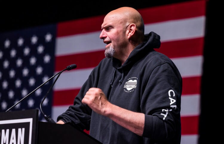 John Fetterman (φωτ.: EPA / Jim Lo Scalzo)
