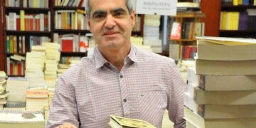 (Πηγή φωτογραφίας: Βίντεο από την προσωπική ιστοσελίδα του Βασίλη Παπαθεοδώρου)