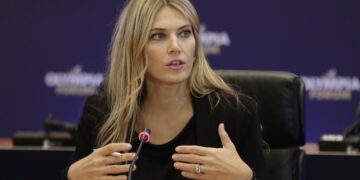 Η ευρωβουλευτής Εύα Καϊλή μιλάει σε συνέδριο στο Ζάππειο Μέγαρο, Πέμπτη 20 Οκτωβρίου 2022 (φωτ.: ΑΠΕ-ΜΠΕ/ΤΣΟΜΩΚΟΣ Α.Ε/ Βάιος Χασιαλής)