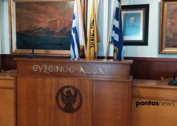 Η κεντρική αίθουσα της Ευξείνου Λέσχης Θεσσαλονίκης (φωτ.: Ρωμανός Κοντογιαννίδης)